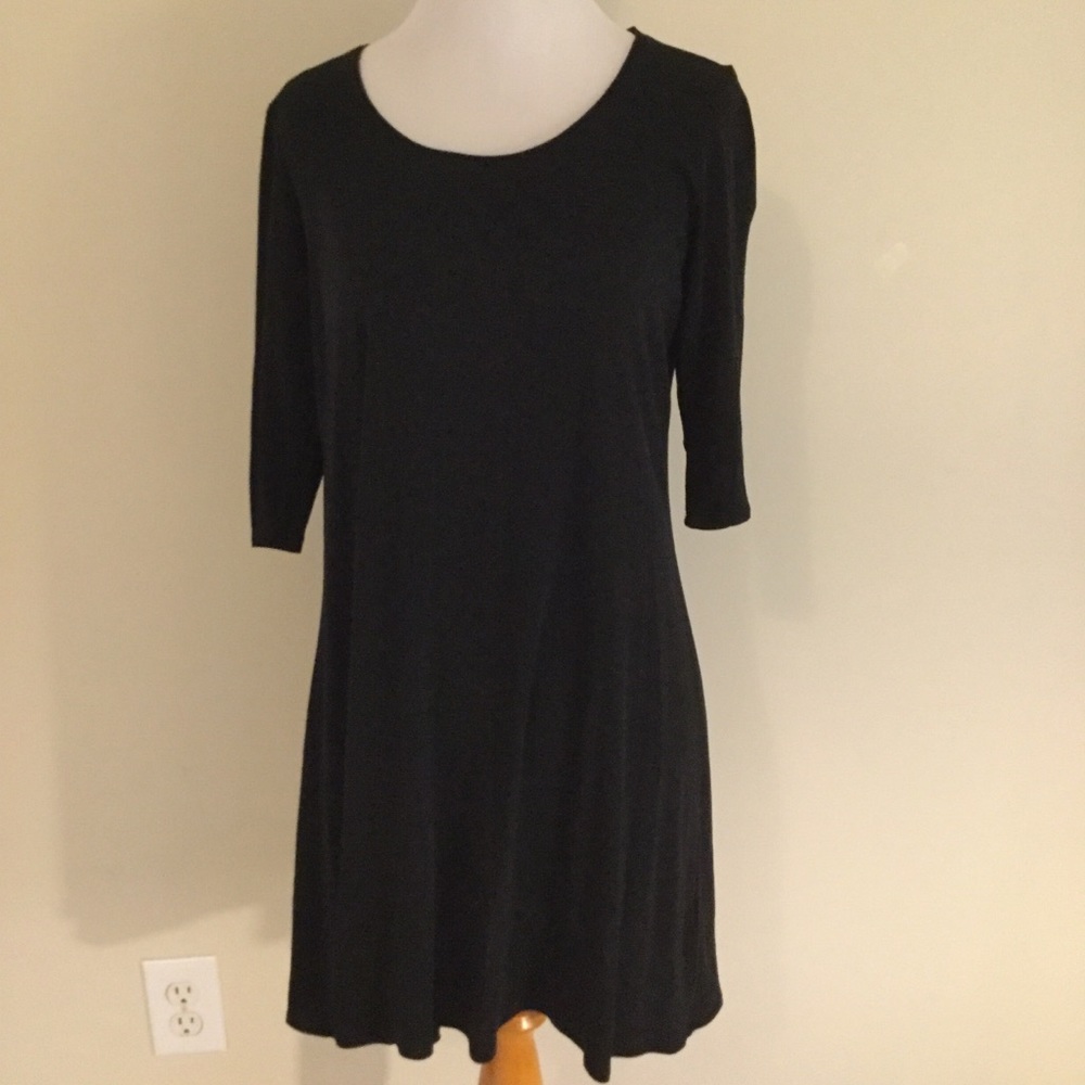Eileen Fisher 100% silk black dress small
